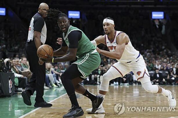 [NBA PO] 보스턴이 기다린 호재, 할러데이 PO 2라운드 복귀 가능성↑